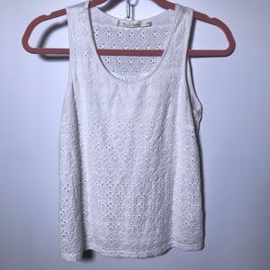 🦄Solitaire white eyelet tank top size S